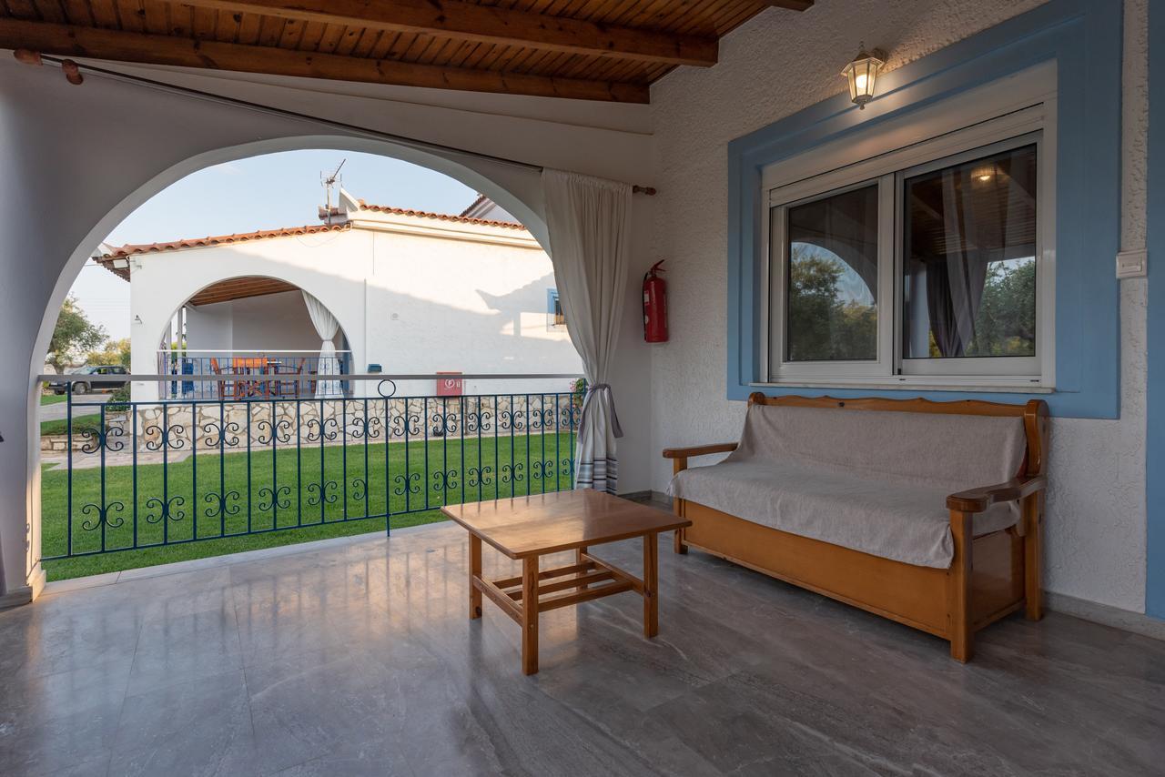 Villa Tasos Koutsoubos Koroni  Exterior photo