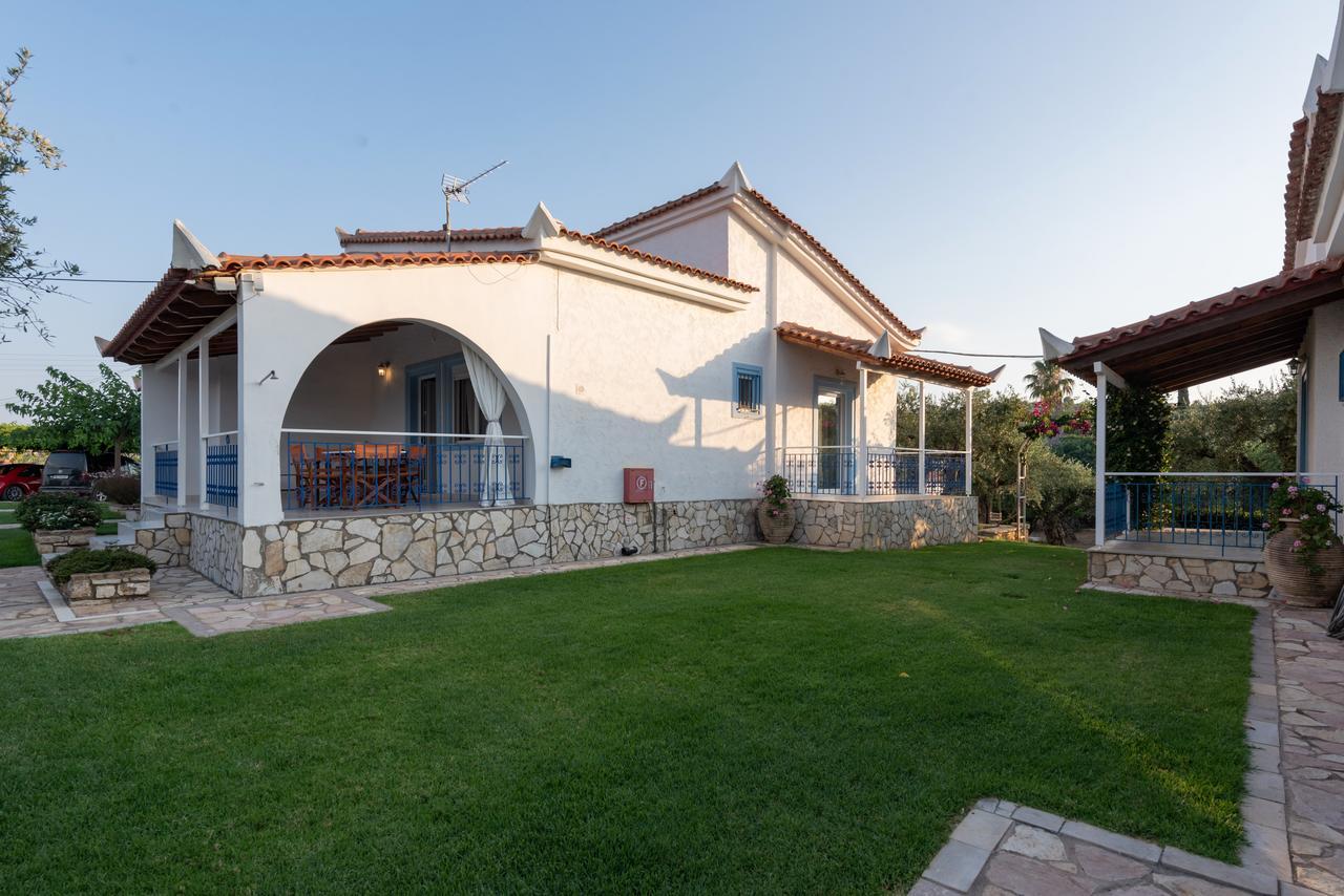Villa Tasos Koutsoubos Koroni  Exterior photo