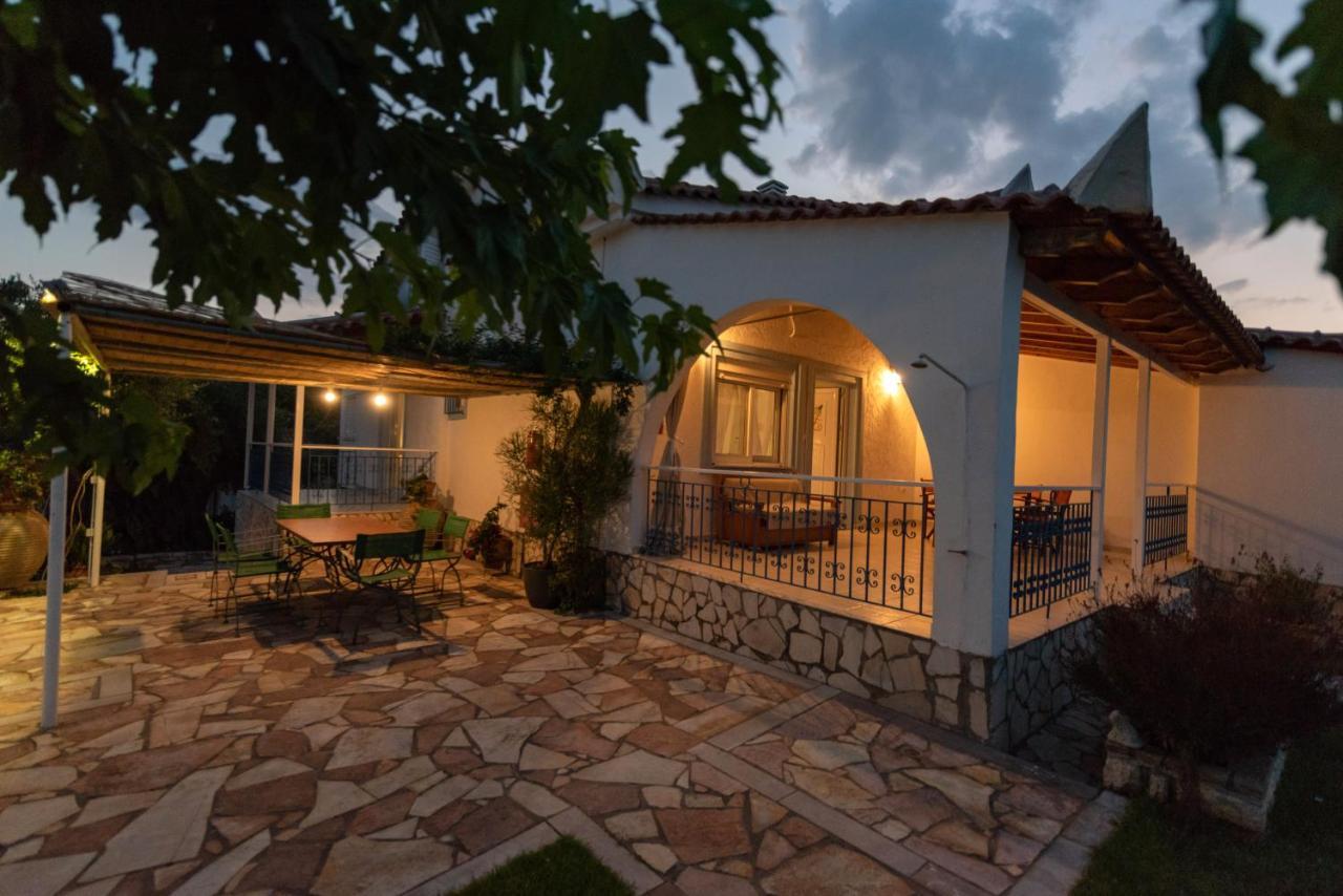 Villa Tasos Koutsoubos Koroni  Exterior photo